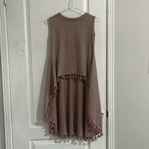 Cute dusty pink high low tank top, slightly used, tassels size M, custom made